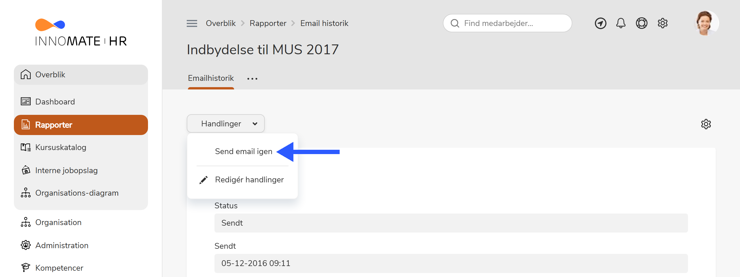Email-detalje med Handlinger-dropdown og Send email igen markeret